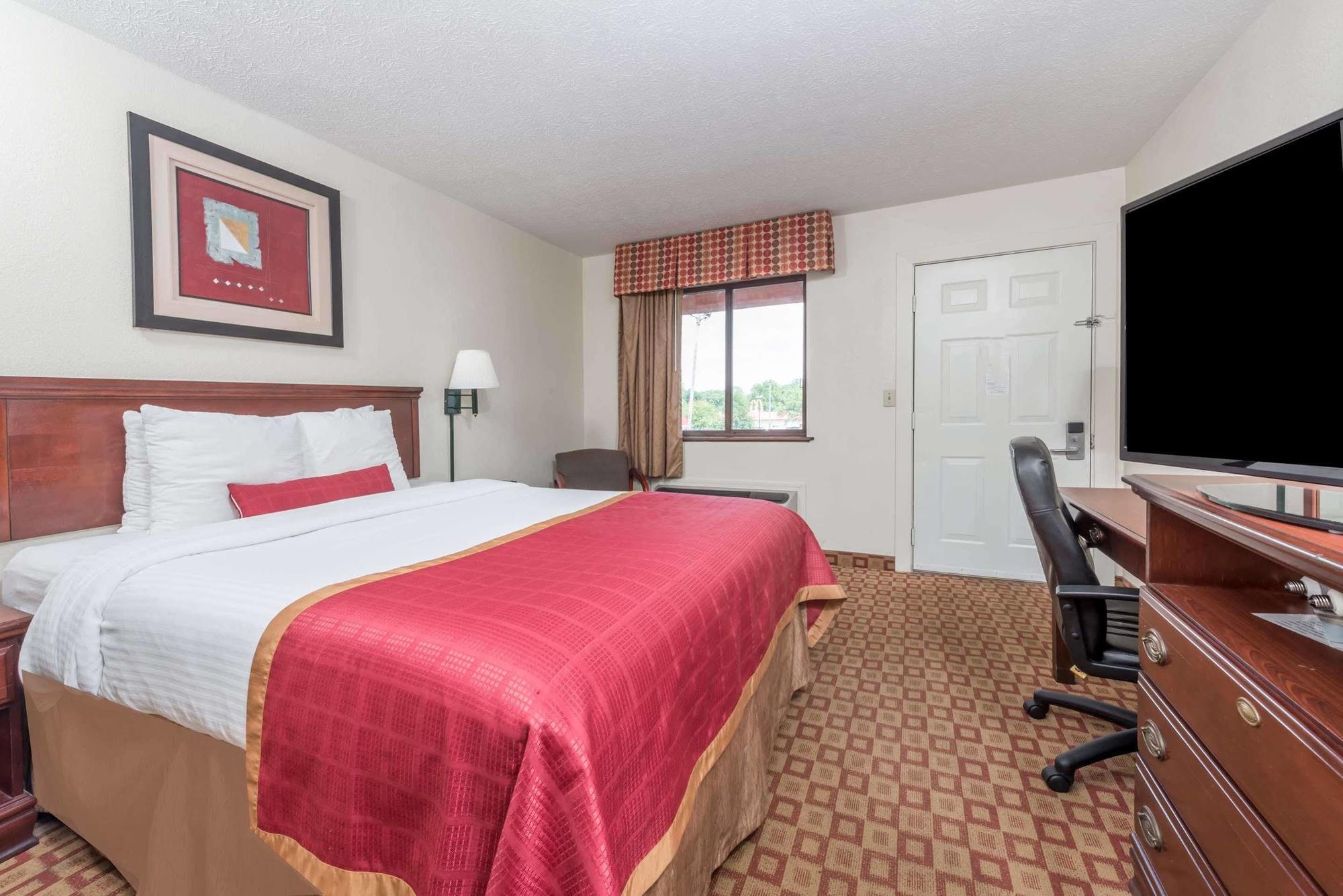 Days Inn By Wyndham Bloomington Kültér fotó